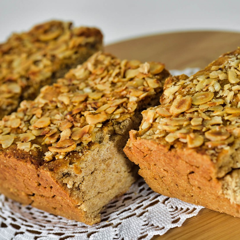 Glutensiz Baton Tahinli Fındıklı Karabuğday Ekmeği 